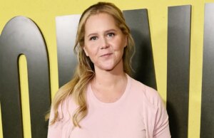 Amy Schumer diz que ‘não está se sentindo muito sexual’ após procedimento médico ‘mal sucedido’