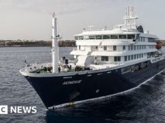 Corrida para rastrear passageiros que deixaram o navio de cruzeiro contra hantavírus na ilha