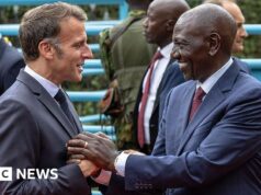 A França procura ir além dos laços coloniais reunindo-se com líderes africanos no Quénia