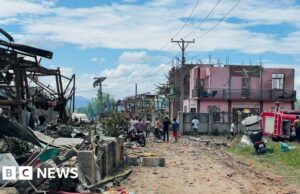 Explosão mata dezenas em vila controlada por rebeldes em Mianmar