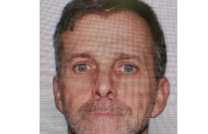 Soldado aposentado das forças especiais acusado de atirar na esposa no Tennessee é encontrado morto