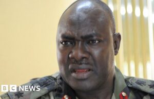 Common aposentado nigeriano sequestrado com sua esposa no noroeste