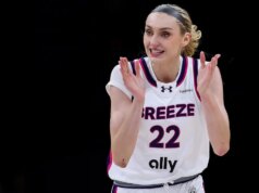 Cameron Brink diz que ser branca e loira lhe dá um privilégio de advertising and marketing sobre outros jogadores da WNBA