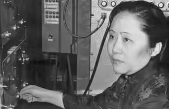 Citação do dia da “Marie Curie Chinesa” Chien-Shiung Wu: “Só há uma coisa pior do que voltar do laboratório para casa e encontrar uma pia cheia de sujeira…”