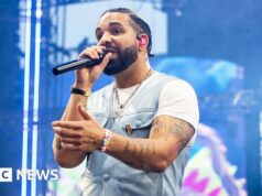 O lançamento surpresa de três álbuns de Drake faz história nas paradas do Reino Unido