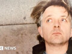 Materials inédito de Rik Mayall será exibido no competition