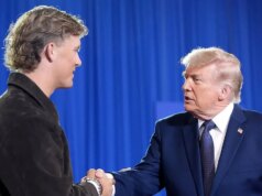 Donald Trump grita com Jaxson Dart depois que a aparição do Giants QB no evento gerou polêmica