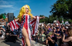 Grupo Georgia Delight que recruta crianças de até 13 anos para exhibits de drag provoca reação negativa