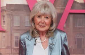 Dame Jilly Cooper disse aos escritores de Rivals para pararem de fazer seus ‘homens machos’ chorarem