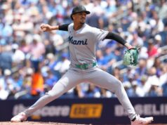 Marlins coloca Eury Perez em IL de 15 dias com cepa de grácil direito
