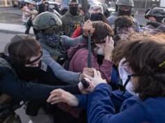 FBI prende manifestante que ameaçou matar a família do oficial do ICE em protesto no centro de detenção de NJ, diz Blanche