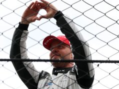 Felix Rosenqvist vence 110ª 500 Milhas de Indianápolis após corrida emocionante