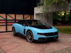 Ferrari revela Luce, seu primeiro veículo totalmente elétrico, co-projetado por Jony Ive