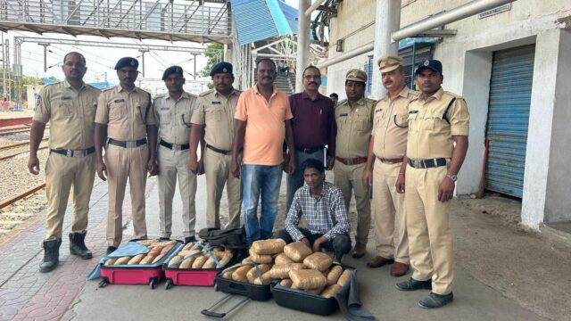 ganja20seized20train.jpeg