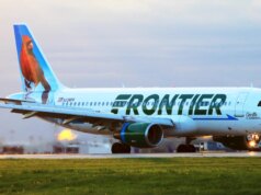 Áudio captura momento em que avião da Frontier atropelou pedestre na pista