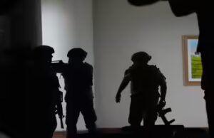 Assistir: Tiros ouvidos no Senado das Filipinas, legisladores correm para se proteger
