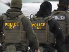 Senado de Minnesota vota para proibir o ICE de usar máscaras e permitir que residentes processem por violações constitucionais