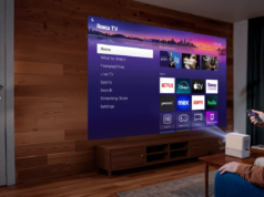 Aurzen combina Roku TV e brilho certificado pela SGS para uso em tela grande