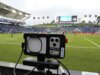 Por dentro do jogo da Apple para filmar um jogo de futebol profissional inteiramente com iPhones