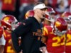 Lincoln Riley afirma que o USC estava ‘muito longe’ dos playoffs, diz que é um treinador melhor agora do que quando estava em Oklahoma