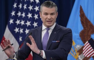 EUA interceptam 6 navios que tentavam contornar o bloqueio americano durante operação para abrir o Estreito de Ormuz