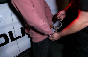 Homem preso nas primeiras horas da manhã por abaixar as calças e ‘chimichanga’ perto do Florida Taco Bell