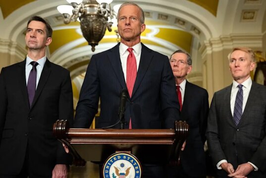 O Partido Republicano do Senado entra em erupção com o fundo ‘anti-armamento’ de Trump DOJ, ataca o ICE e o financiamento da Patrulha de Fronteira