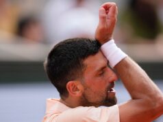 Djokovic foi expulso do Aberto da França pelo adolescente brasileiro Fonseca