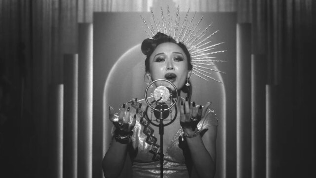 spider-noir-cat-hardy-singing.jpg