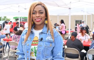 Ex-‘superprefeita’ Tiffany Henyard acusada de dever quase US $ 10.000 em aluguel não pago em Illinois