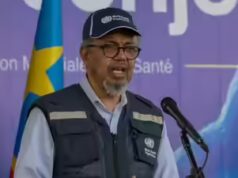‘Estamos com você’: Chefe da OMS corre para o Congo enquanto surto de Ebola piora