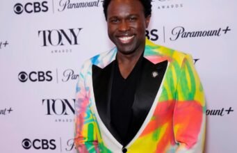 Joshua Henry relembra o nervosismo do Met Gala à medida que a aclamação de ‘Ragtime’ aumenta em direção ao Tony Awards