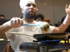 YouTuber processado pela Ontario Tech College após supostamente jogar curry em estudantes durante uma pegadinha