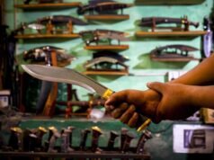 Novidades em Molduras | Khukuri: um símbolo de coragem e lealdade
