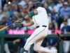 Cal Raleigh dá um golpe decisivo em resposta à lista de lesionados enquanto os Mariners lideram os Orioles
