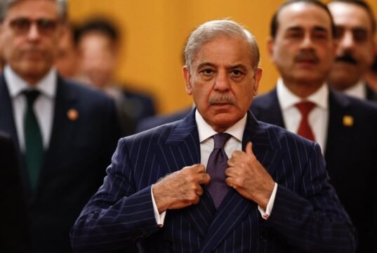 EUA e Irã têm ‘texto last e acordado’ de acordo, diz primeiro-ministro do Paquistão