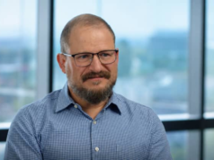 O CEO da Qualcomm diz que os agentes de IA substituirão os aplicativos – enquanto a gigante dos chips trabalha em 40 novos dispositivos com tecnologia de IA
