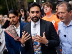 Três democratas de Nova York apoiados por Mamdani vencem as primárias para cadeiras na Câmara; 2 titulares perdem