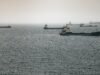 Plano de evacuação do Estreito de Ormuz começará para navios encalhados no Golfo Pérsico, diz organização marítima