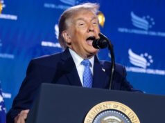 Trump diz que EUA e Irã manterão novas negociações no Catar na terça-feira, após confrontos no fim de semana