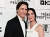 Katy Perry e o namorado Justin Trudeau fazem sua estreia no tapete vermelho em uma exibição MUITO aconchegante na estreia de seu filme em Nova York