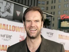 O ator dos X-Males, Tyler Mane, 59, revela diagnóstico de câncer de mama ‘tremendous raro’ ao iniciar o tratamento de quimioterapia