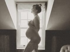 A grávida Daisy Lowe fica nua para mostrar sua barriga crescente enquanto compartilha fotos de sua lua de mel no campo antes do nascimento de seu segundo filho