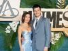 Millie Bobby Brown faz as malas no PDA com o marido Jake Bongiovi na estreia de Enola Holmes 3 … depois de defendê-lo de trolls que envergonham o pai