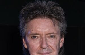 A estrela do The Jam, Bruce Foxton, 70, revela que foi diagnosticado com doença de Parkinson – 16 meses após a morte do colega de banda Rick Buckler