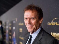 Hugh Laurie bate palmas brutalmente para fã de TV que critica Home: ‘Não period para você’