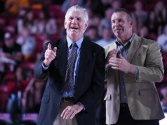 Paul Westhead recebe prêmio NBCA pelo conjunto da obra