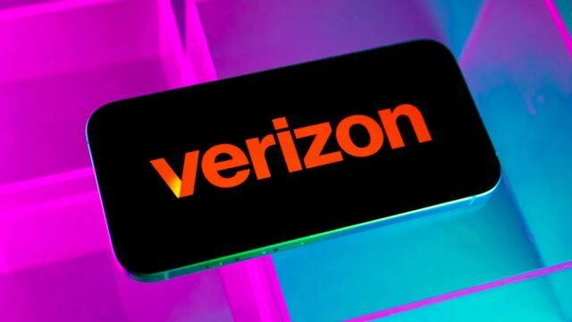 1782193630_verizon-mobile-internet-phone-9641.jpg