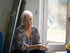Denise Welch retorna às raízes enquanto provoca novo emprego após o sucesso do Channel 4