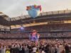 40 momentos fabulosos no present do Take That Manchester Circus, incluindo a música da multidão do The Script e Belinda descalça
